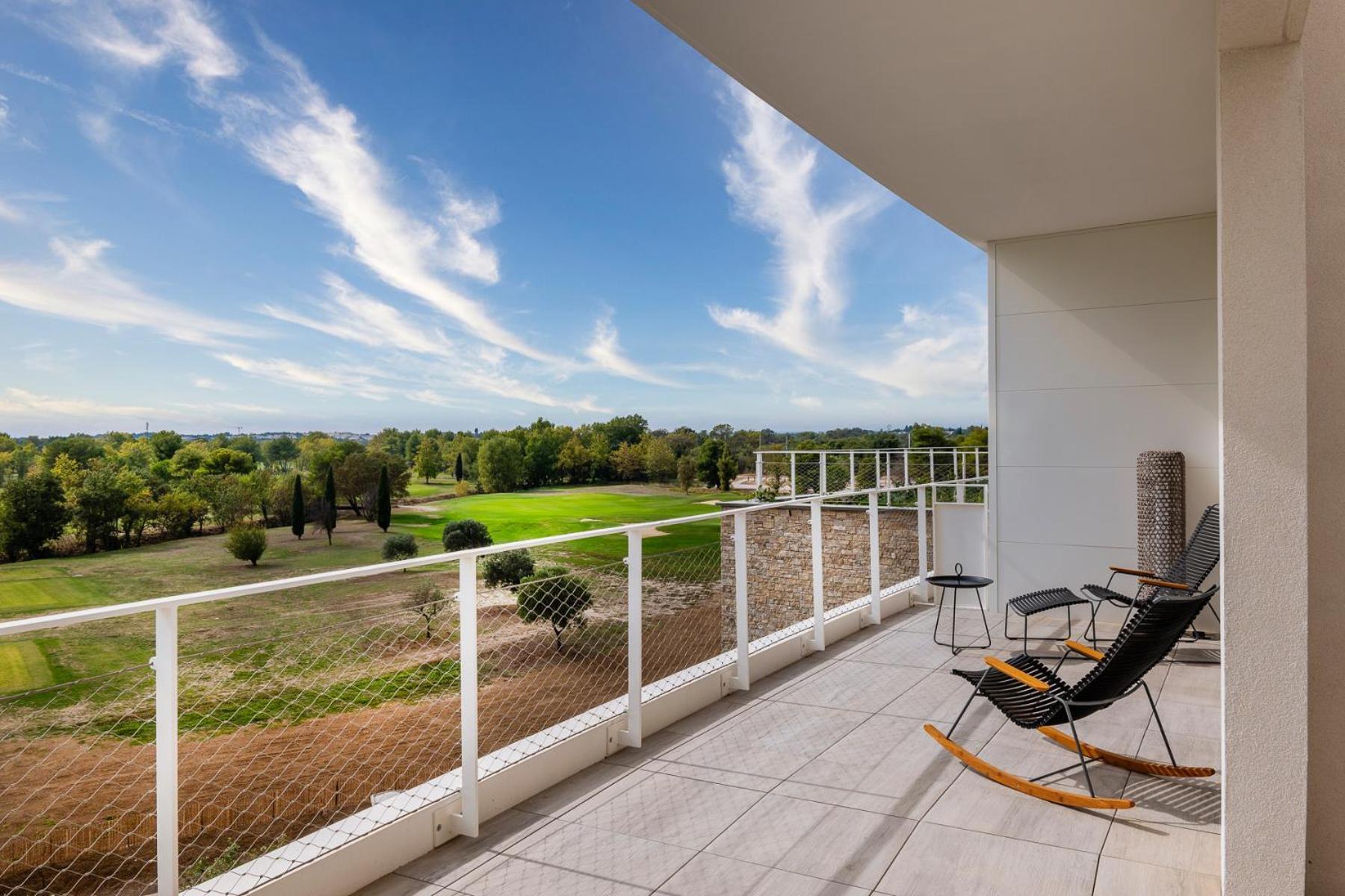 Hotel Horizon Resort Massane Baillargues Exterior photo